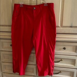 Style & Co. Bright Red Capris